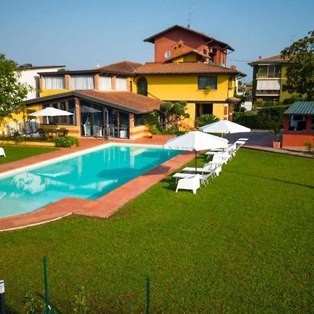 Sweet Apartments Peschiera del Garda Dış mekan fotoğraf