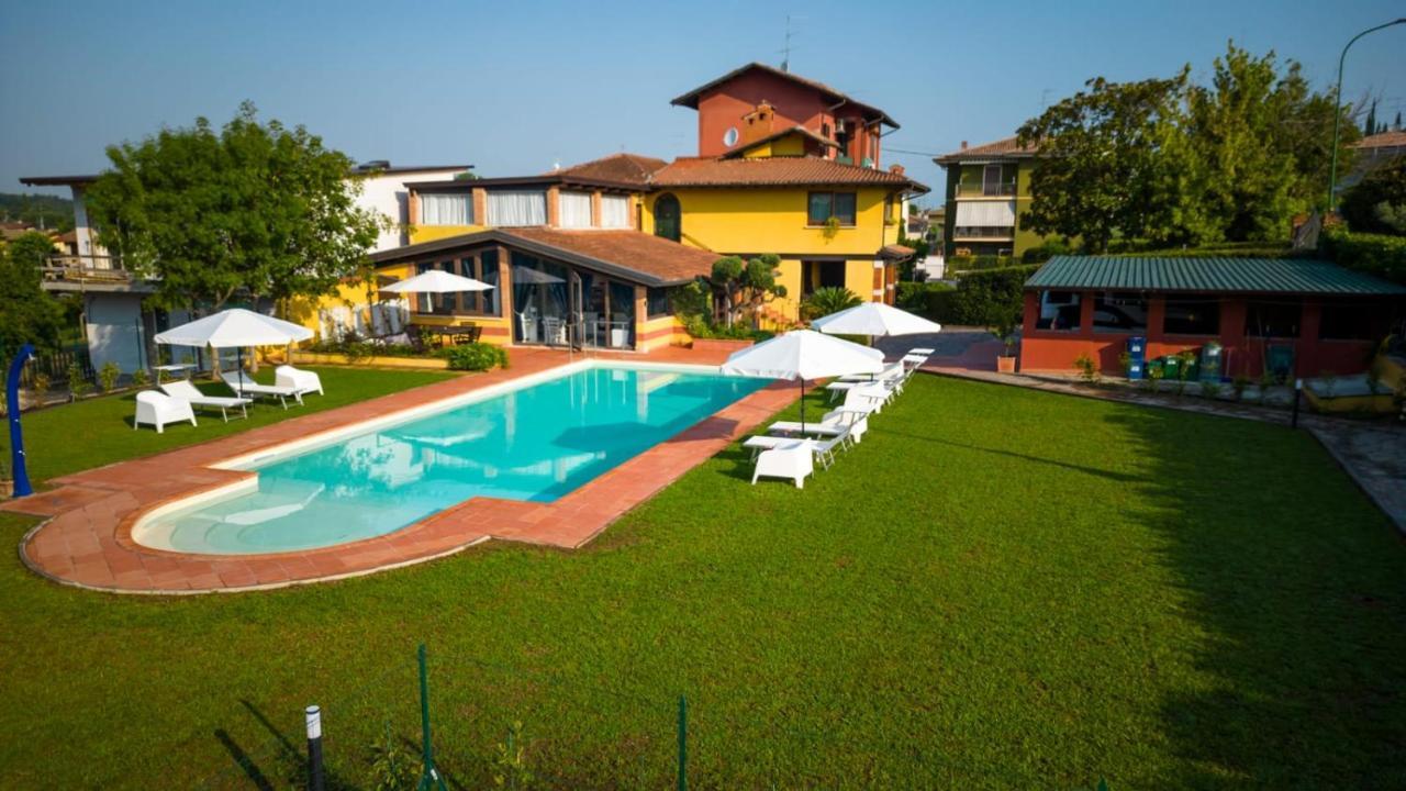 Sweet Apartments Peschiera del Garda Dış mekan fotoğraf